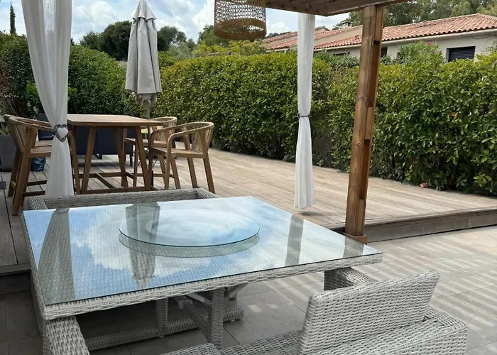 Villa élégante à Porto-vecchio Avec Piscine Privée *